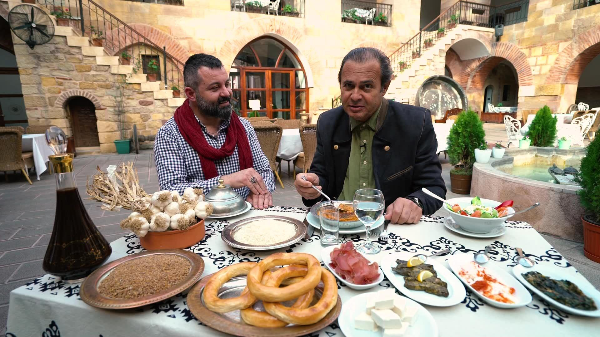 Ayhan Sicimoğlu ile Renkler 24 Mart Fragmanı