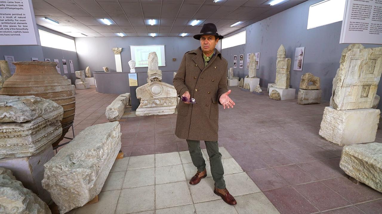 Ayhan Sicimoğlu ile Renkler 14 Nisan Fragmanı