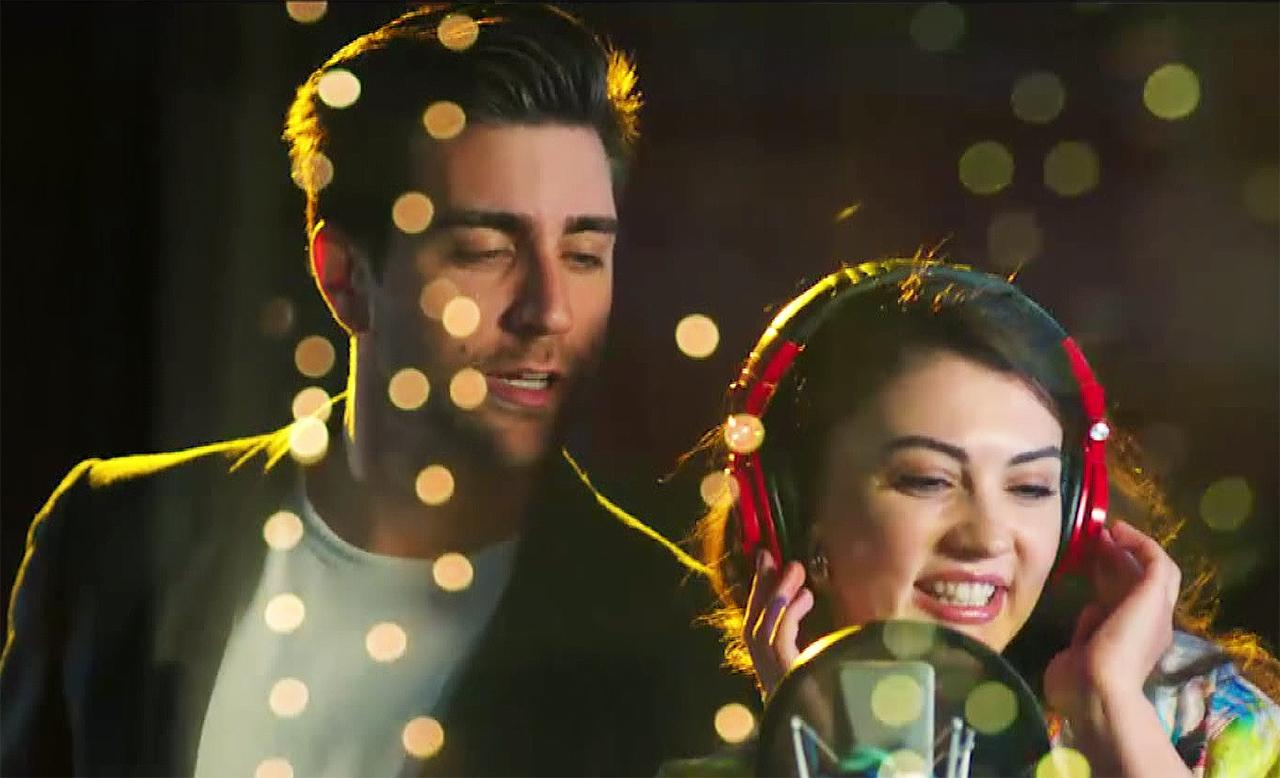 Afili Aşklar böyle mi başlar?