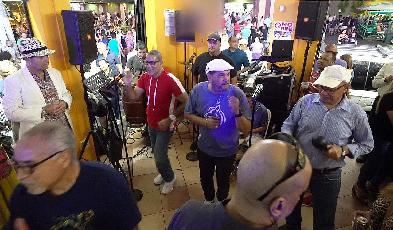 Porto Riko'da bir salsa gecesi!