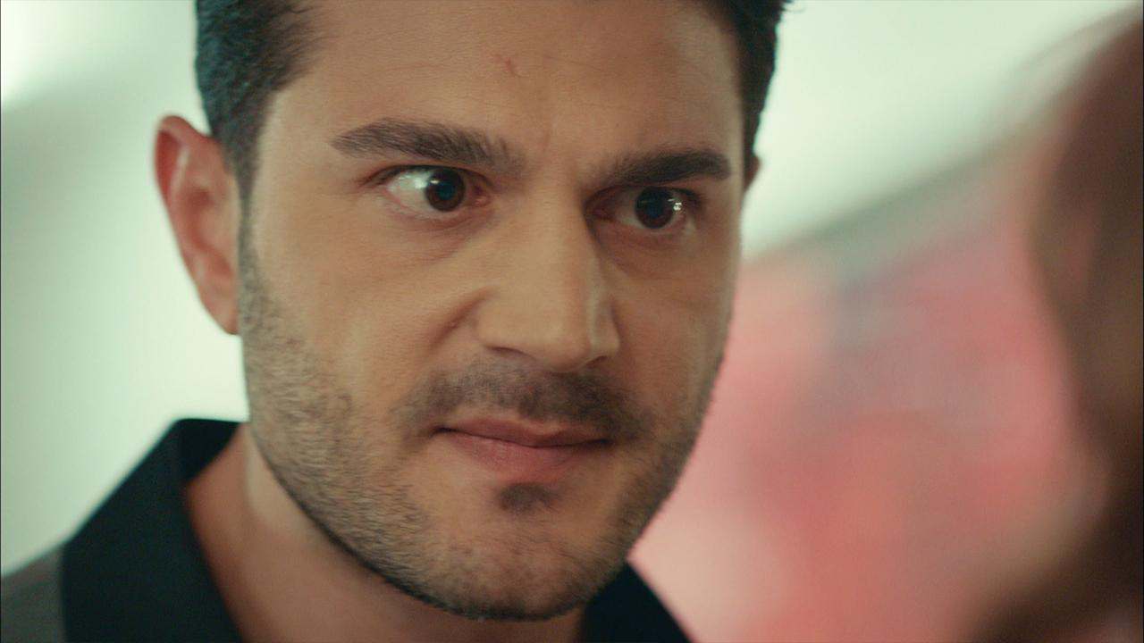 Cem, Belkıs'a karşı Arda'yı koruyor!