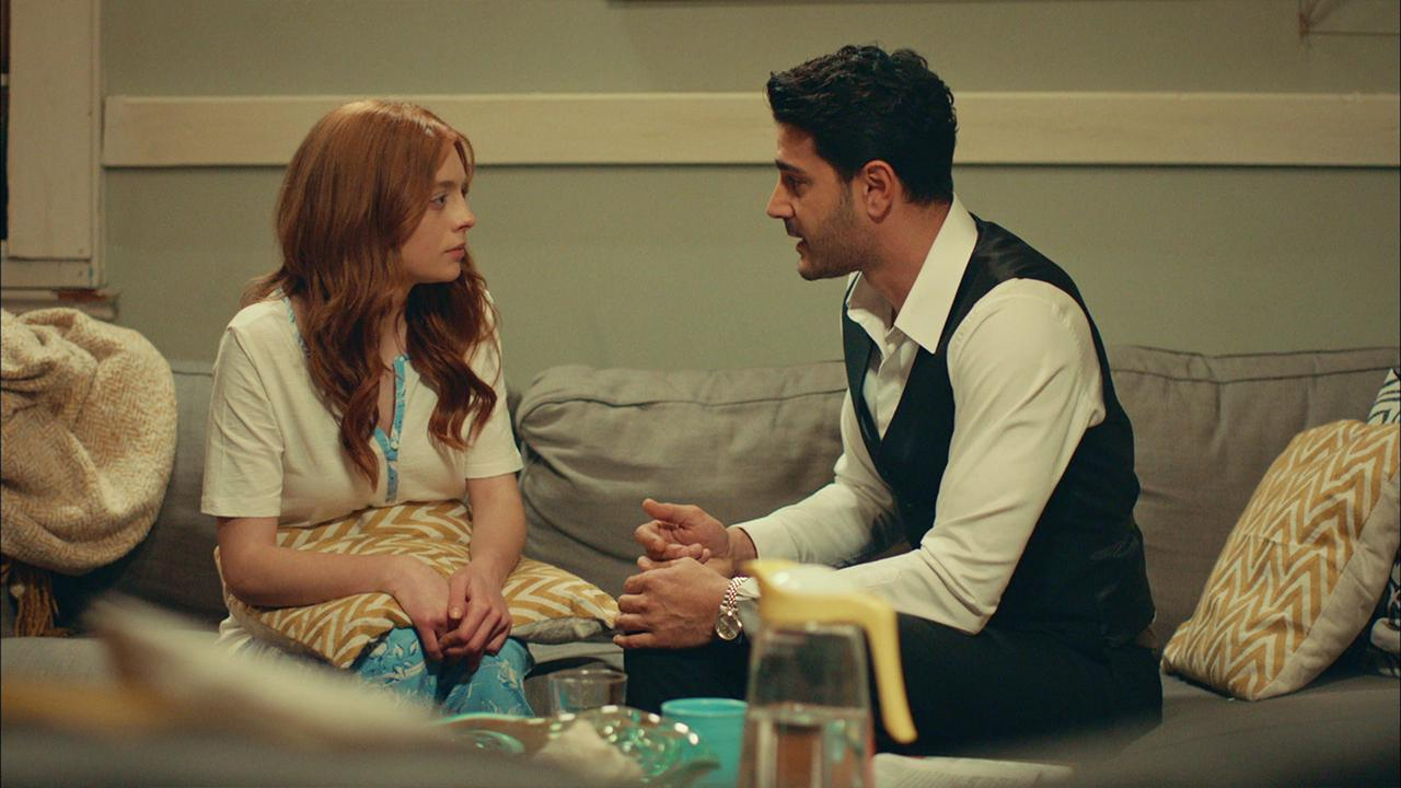 Cem, Yasemin'den özür diliyor!