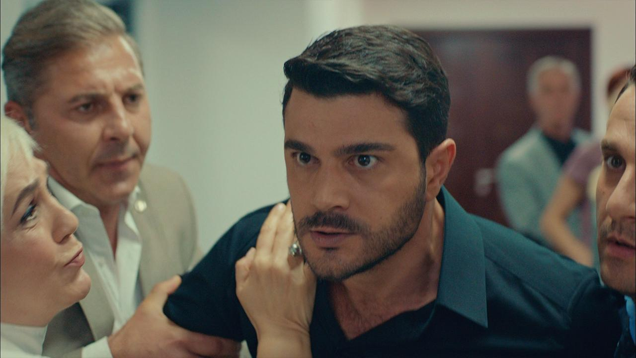 Cem, Mehmet'le kavga ediyor!