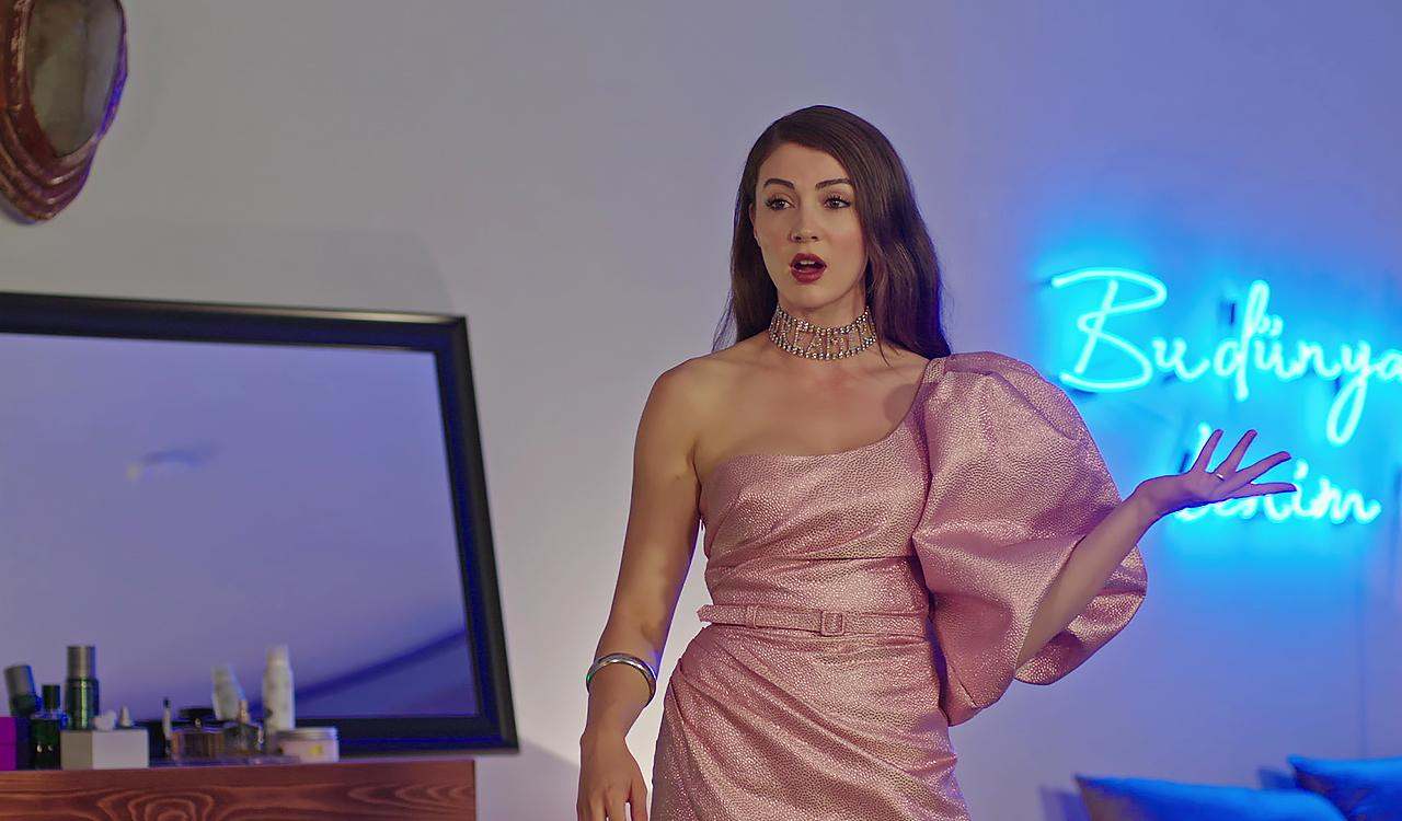 Ayşe gecelere akıyor!