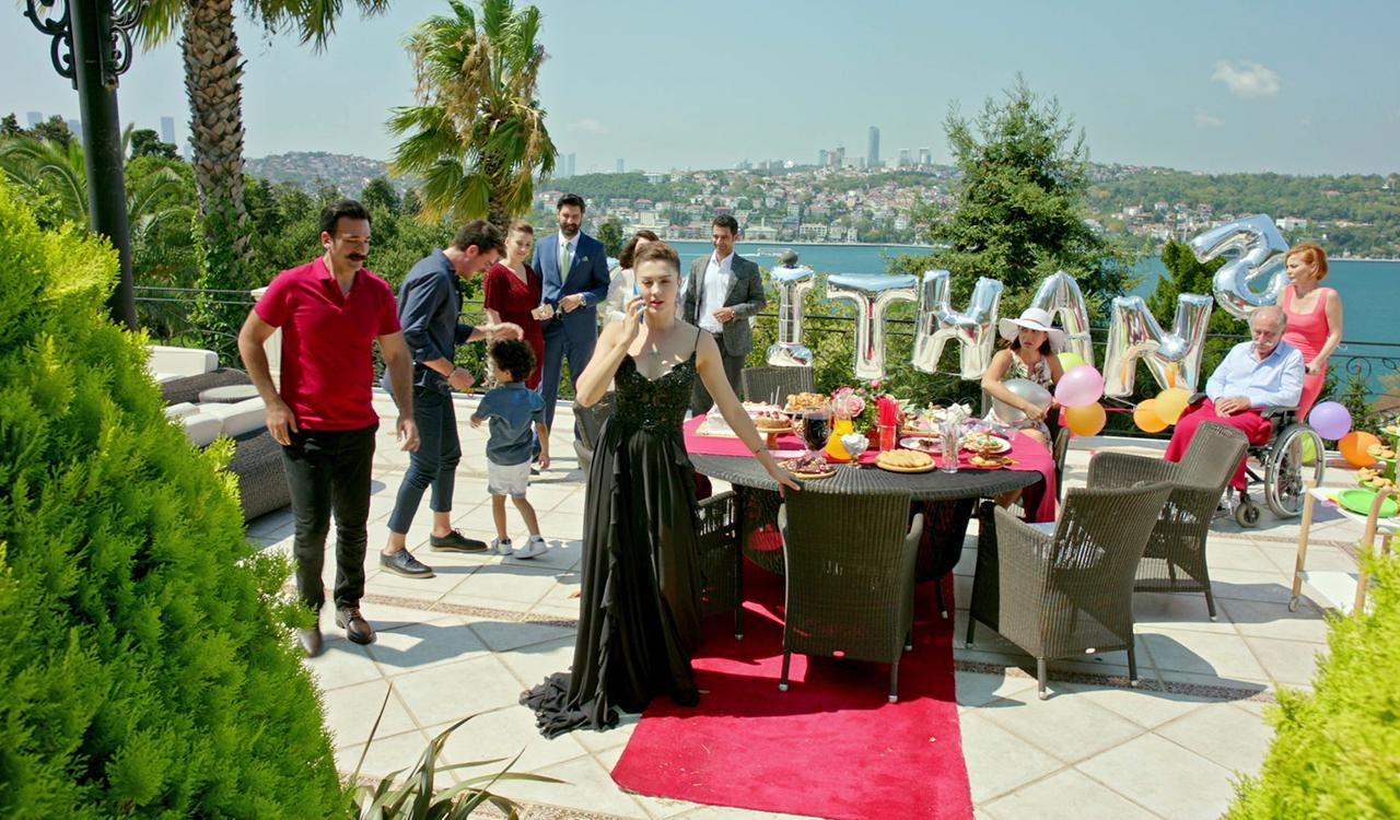 Sosyeteye girdiler!