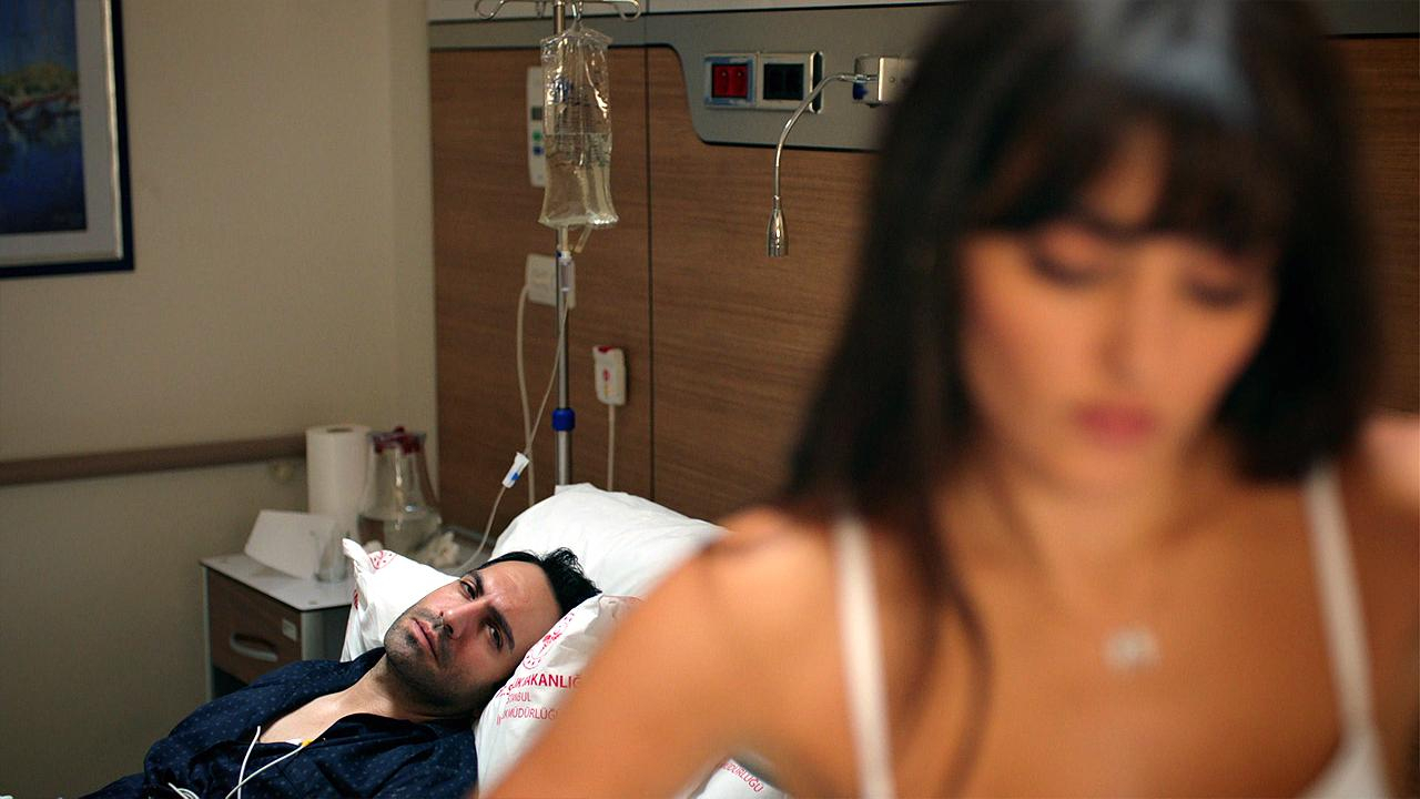 Azize'ye, Kartal bakışı!