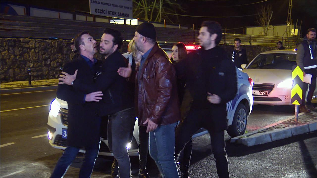 Engin ve Mesut birbirine girdi!