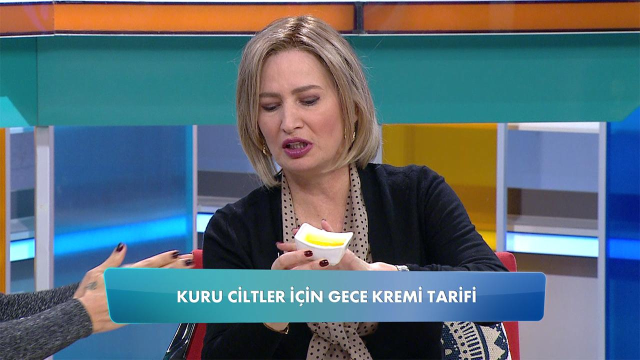 Suna Dumankaya'dan doğal gece kremi!