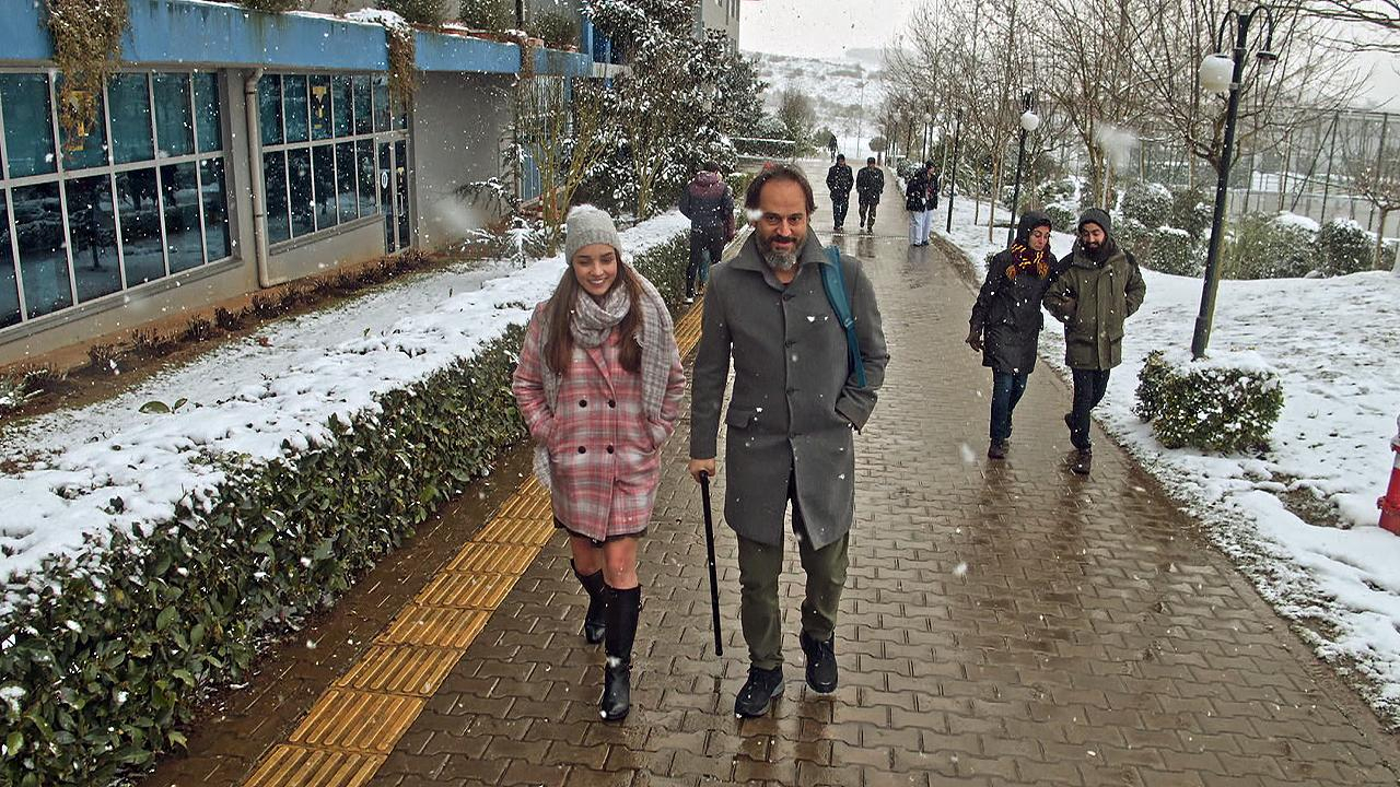 Zeynep ve Ateş arasında neler oluyor?