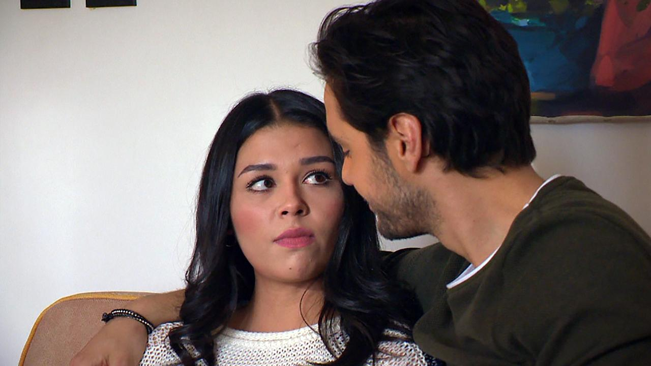 Ezgi ve Cemal'in güvenli evdeki romantik anları!