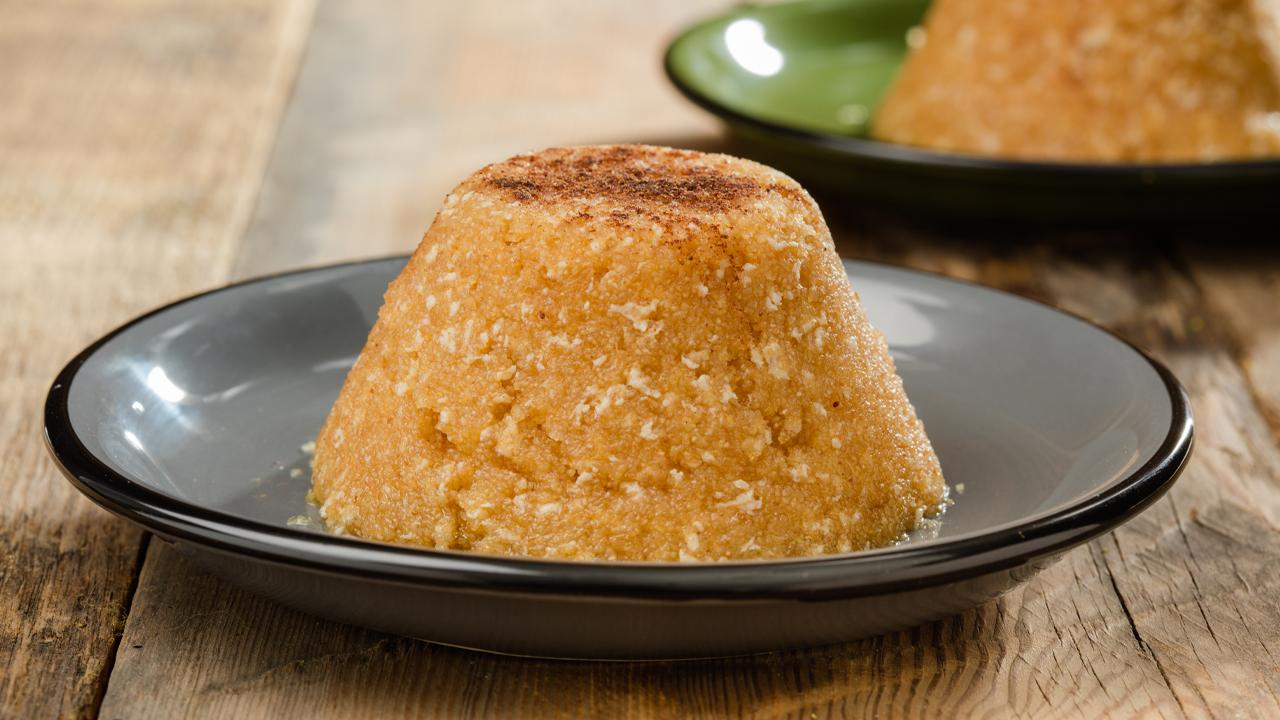  Peynirli İrmik Helvası - Peynirli İrmik Helvası Tarifi - Peynirli İrmik Helvası Nasıl Yapılır?