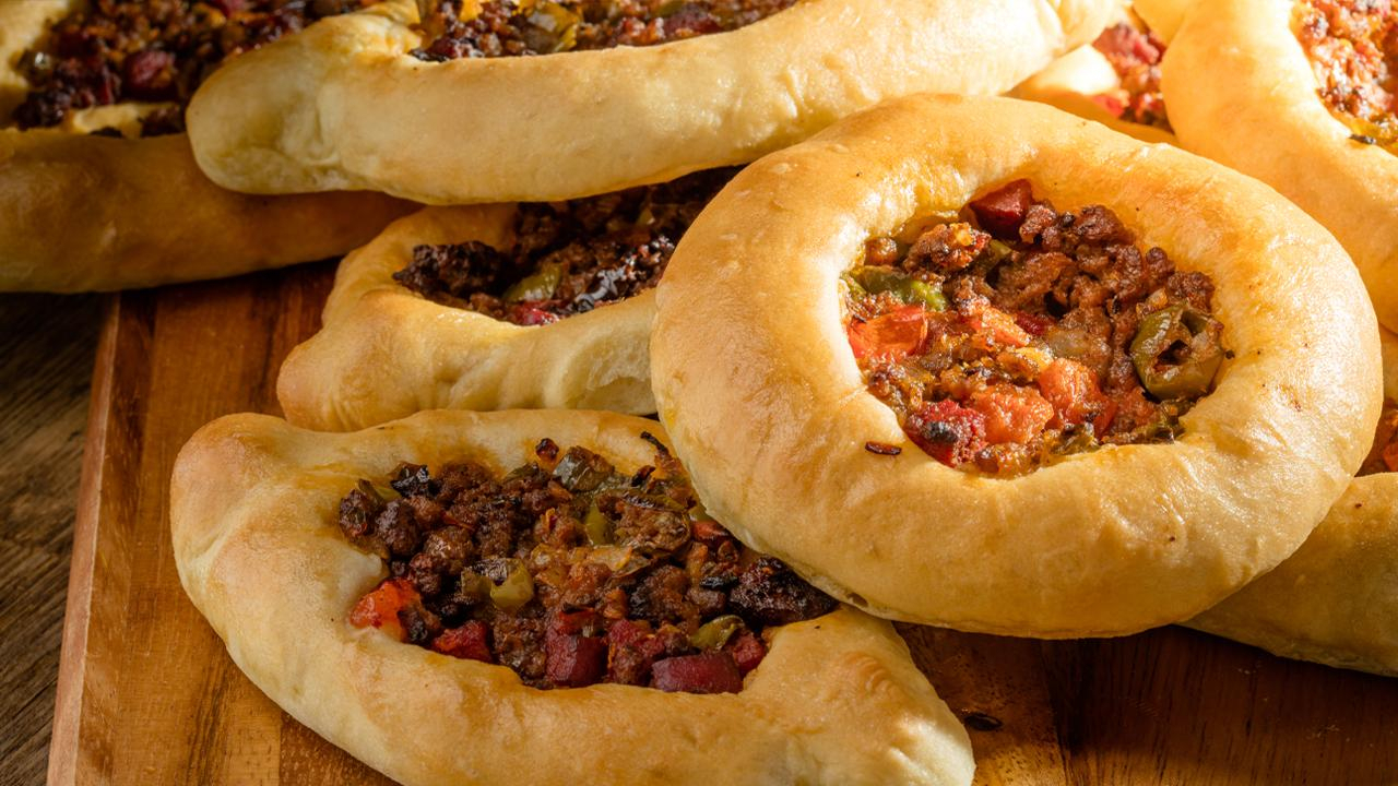 Küçük Pideler Tarifi - Küçük Pideler Nasıl Yapılır?