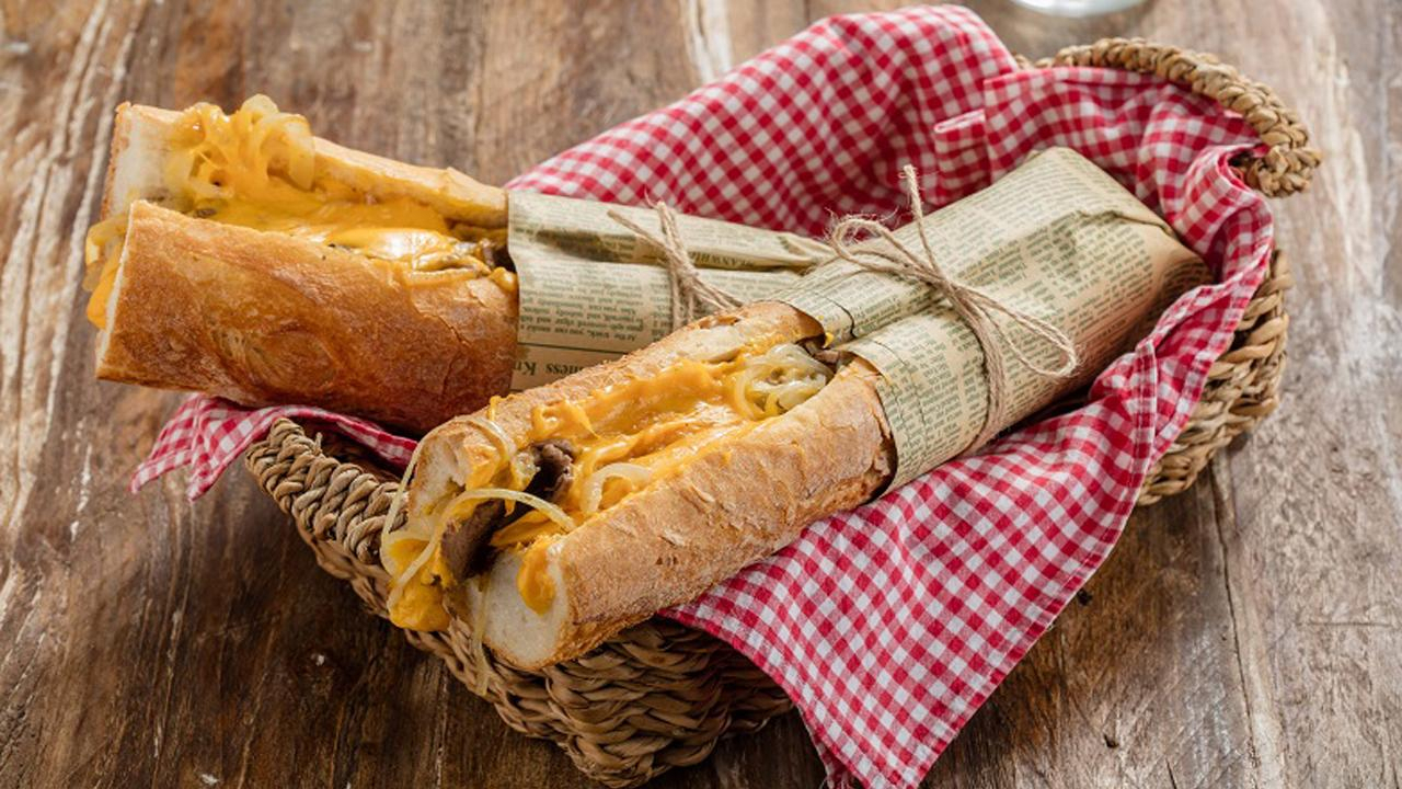 Arda'nın Mutfağı - Cheddarlı Bonfile Sandviç Tarifi - Cheddarlı Bonfile Sandviç Nasıl Yapılır?