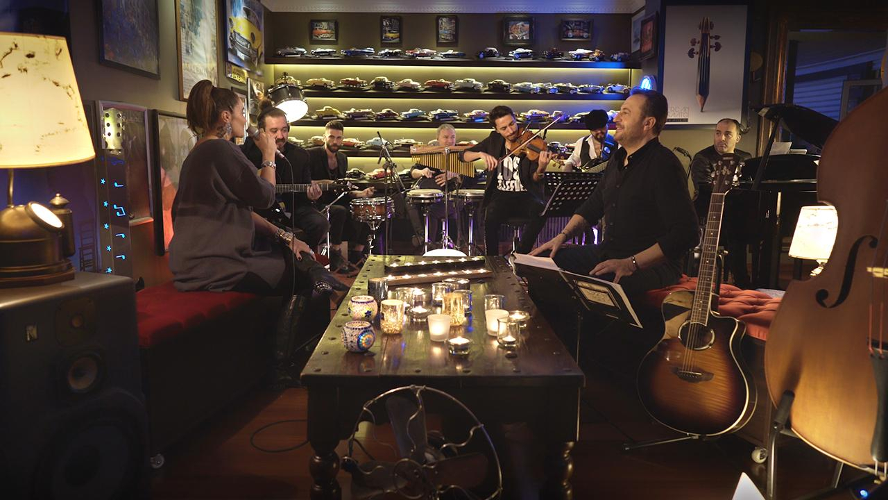 Çok Akustik 2. Bölüm Fotoğrafları - Sıla Gençoğlu