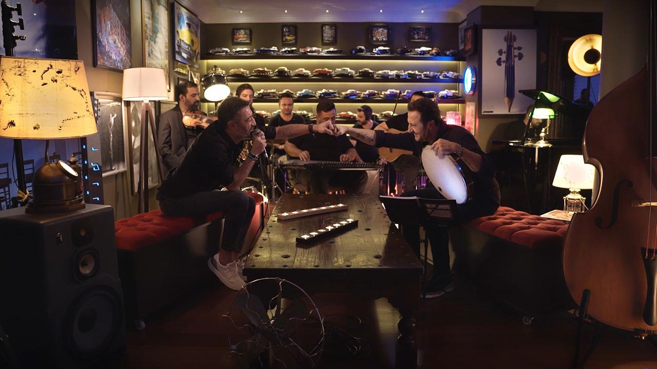 Çok Akustik 3. Bölüm Fotoğrafları - Hakan Altun