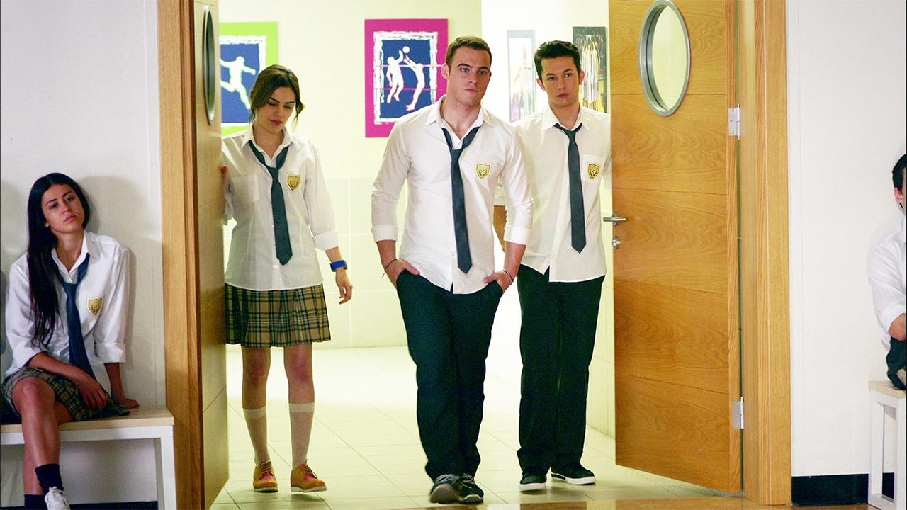 Güneşi Beklerken Fragmanı