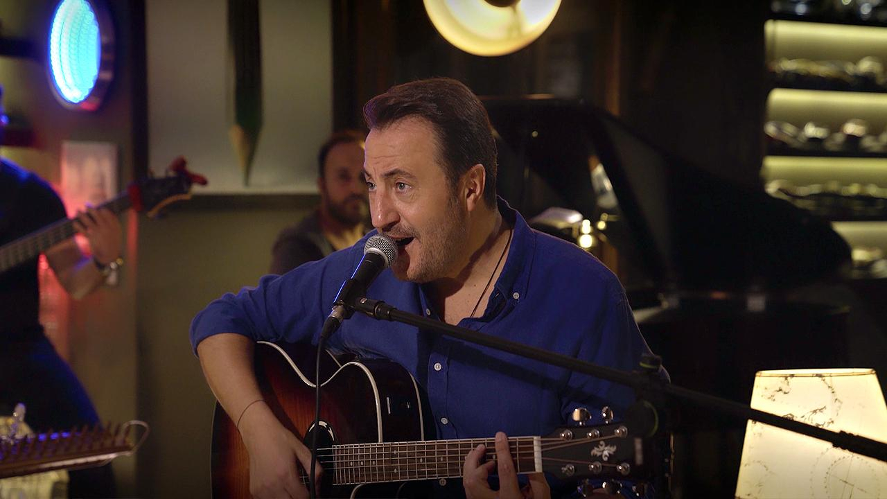 Ercan Saatçi ve Cansu Kurtçu ‘den "Sayenizde"