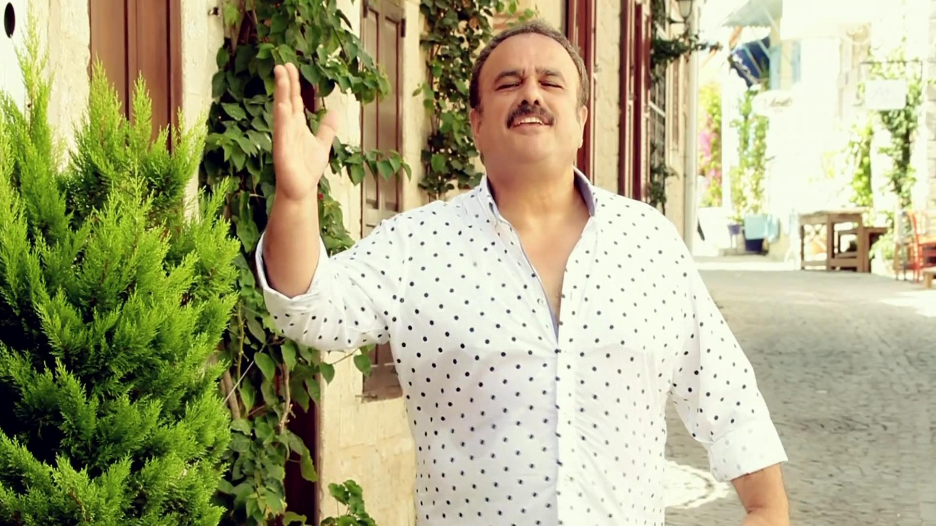 Süper Magazin 25. Bölüm Fragmanı – Bülent Serttaş