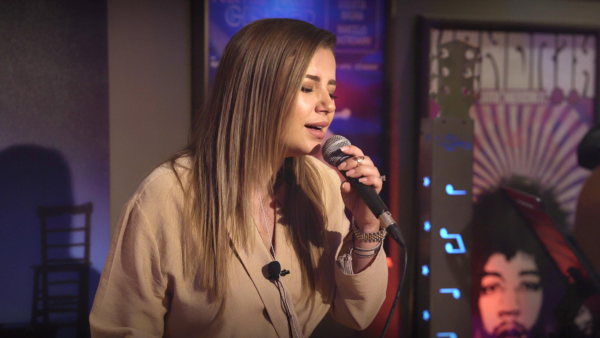 Merve Özbey'den muhteşem performans! "Vuracak"