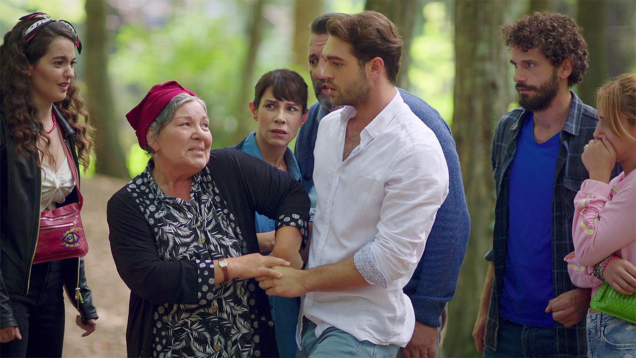 Saadet Hanım mantara bağladı!