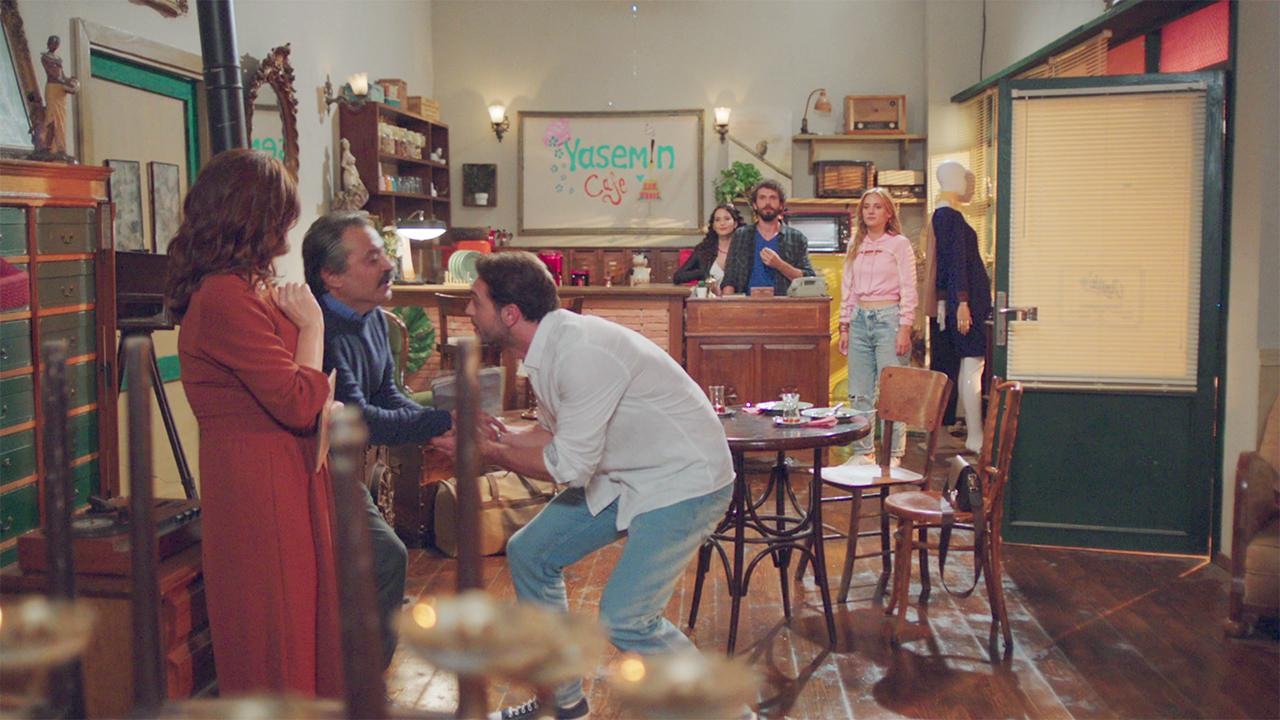 Çatı Katı Aşk 13. Bölüm Fragmanı 