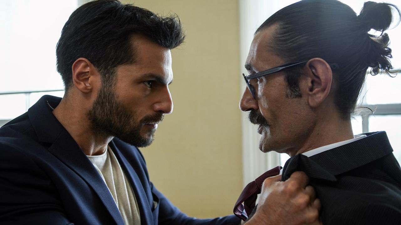 Adem ve Ejder karşı karşıya!