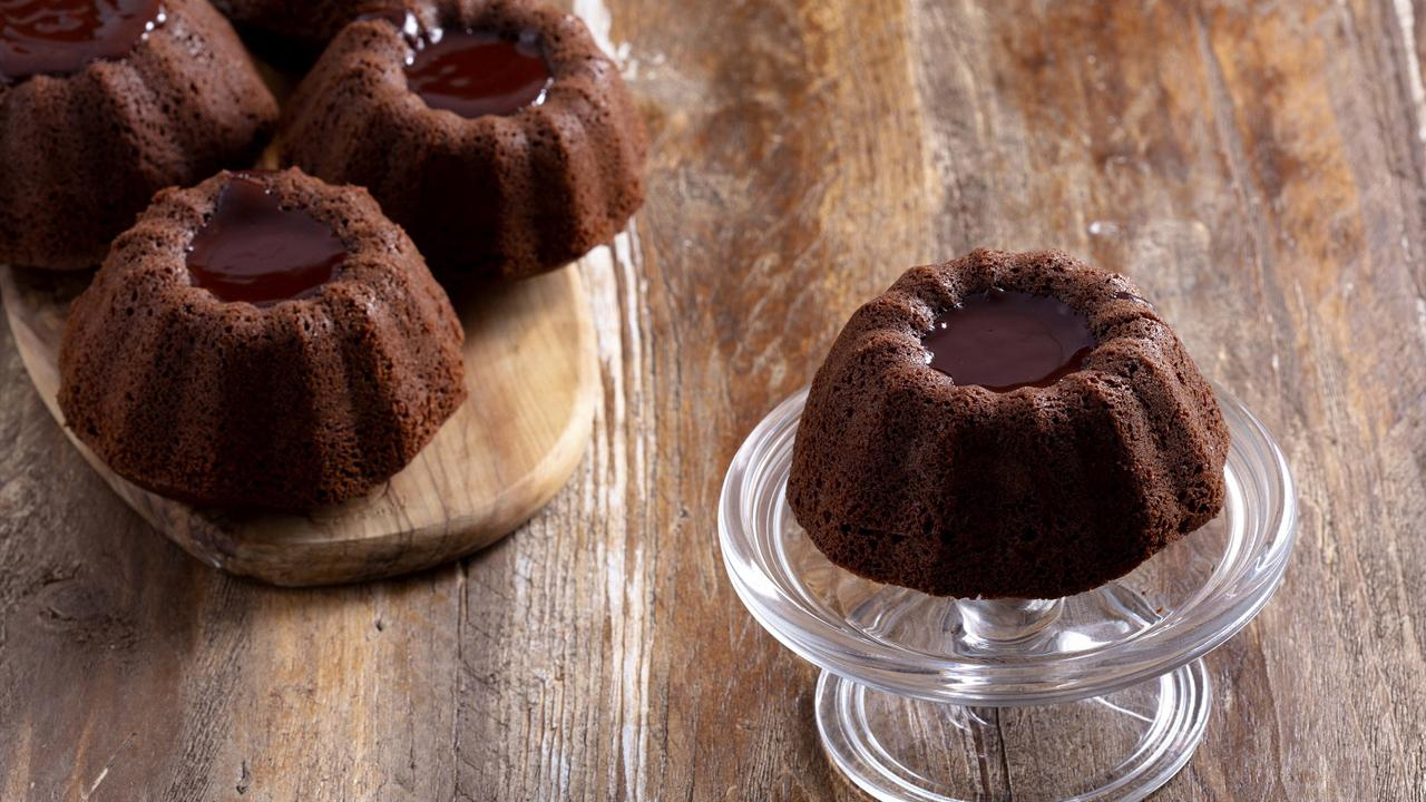 Krema Dolgulu Kek Tarifi - Krema Dolgulu Kek Nasıl Yapılır?