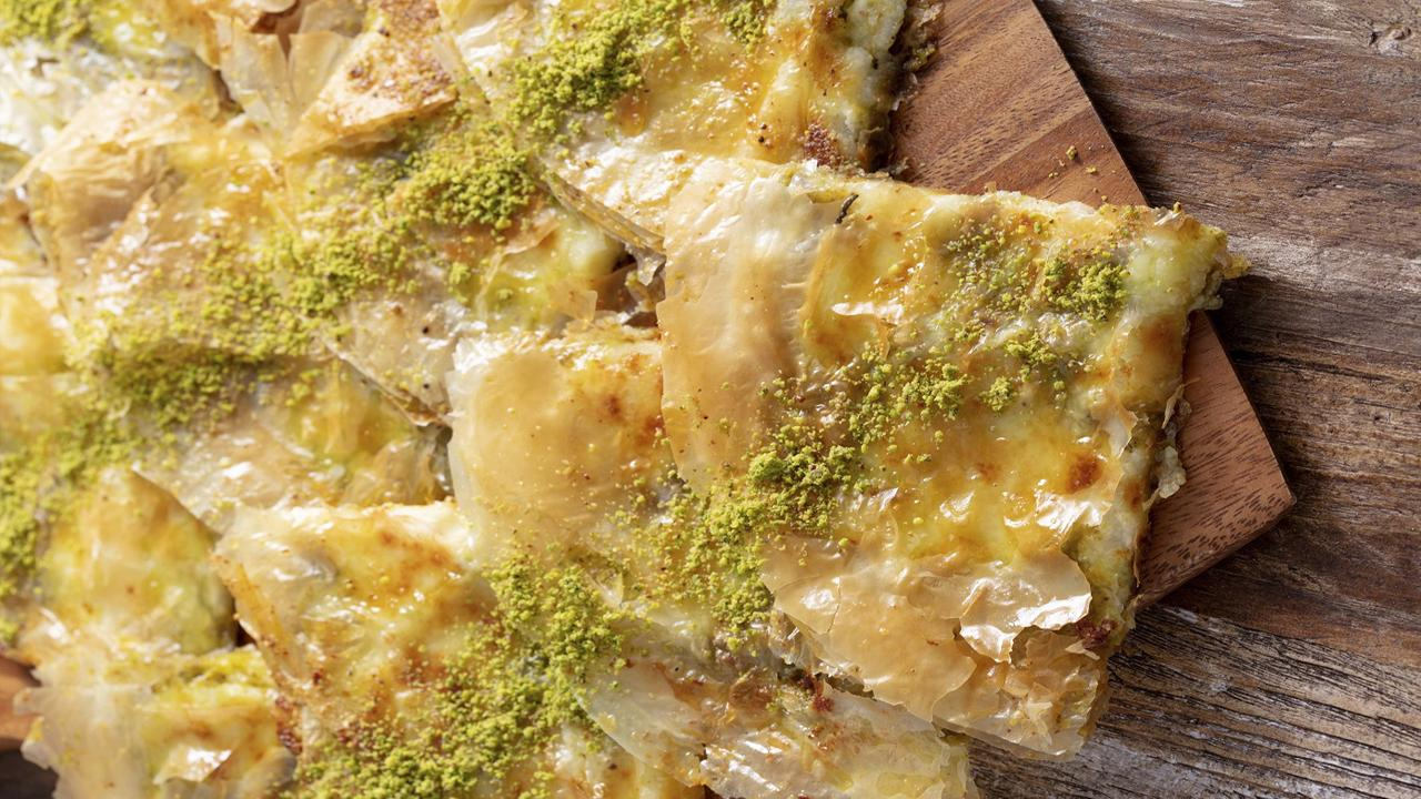 Katmer Börek - Katmer Börek Tarifi - Katmer Börek Nasıl Yapılır?