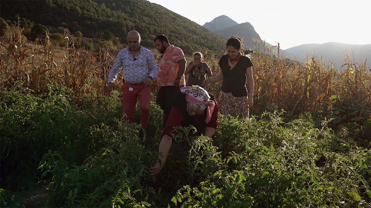 Yatıya Misafirim Var 8. Bölüm / 09.12.2020