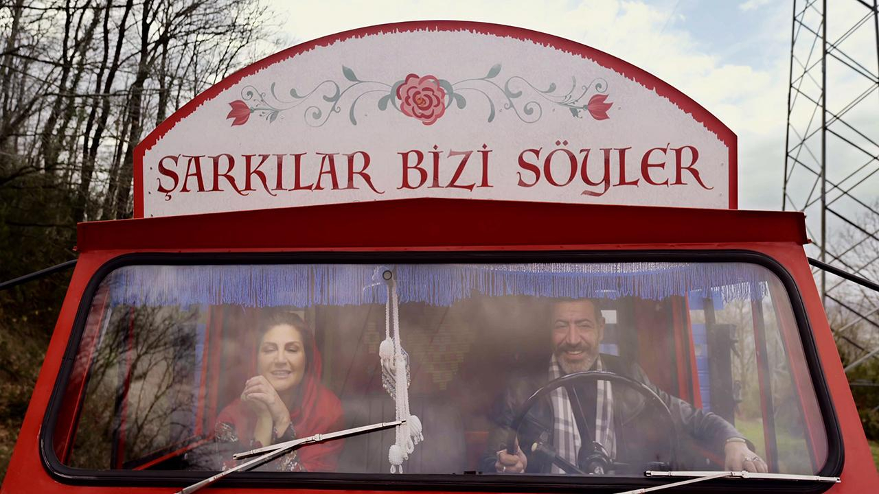 Şarkılar Bizi Söyler Fragmanı 
