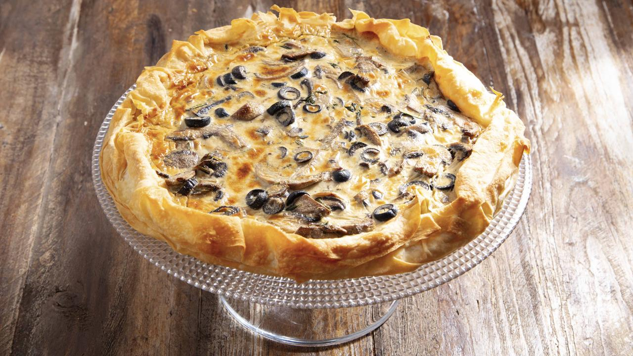 Mantarlı Peynirli Tart - Mantarlı Peynirli Tart Tarifi - Mantarlı Peynirli Tart Nasıl Yapılır?