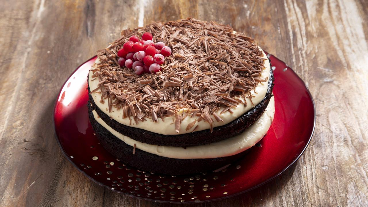 Çikolatalı Pasta - Çikolatalı Pasta Tarifi - Çikolatalı Pasta Nasıl Yapılır?