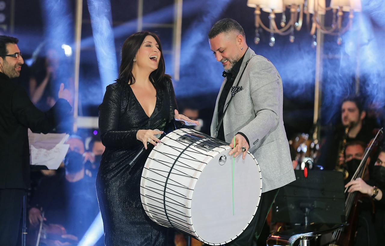 Sibel Can'dan "Rakkas" Performansı