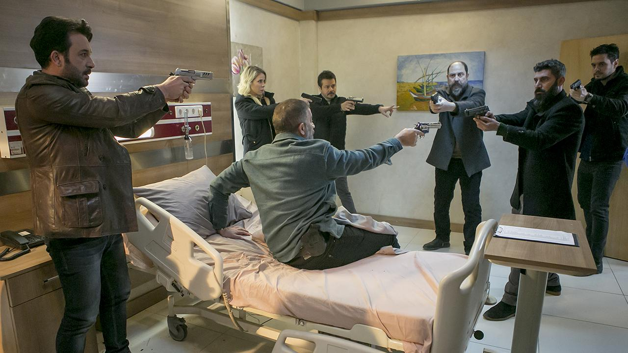 Ekip, Medar'ın mezarını derin kazdı!