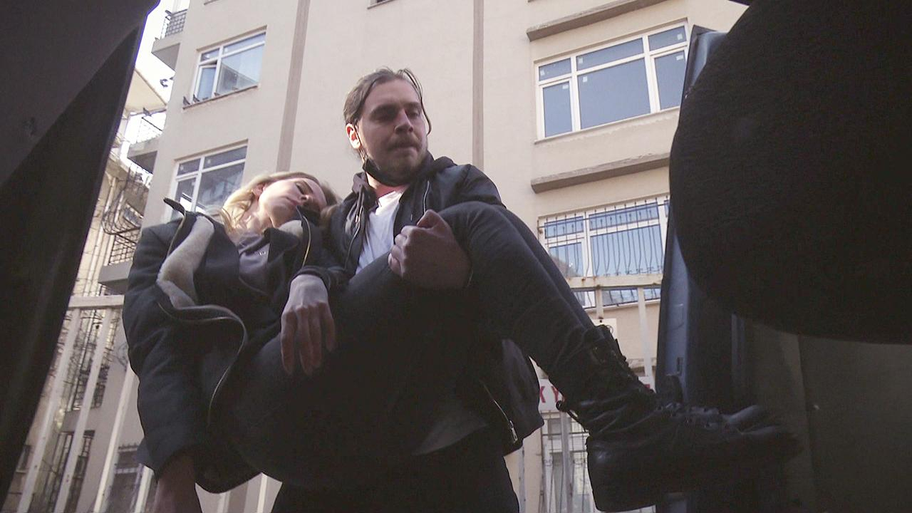 Selin, sapık seri katilin eline düşüyor!