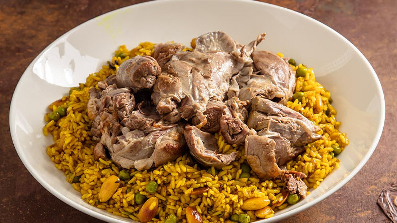 Kuzu İncikli İstanbul Pilavı Tarifi - Kuzu İncikli İstanbul Pilavı Nasıl Yapılır?