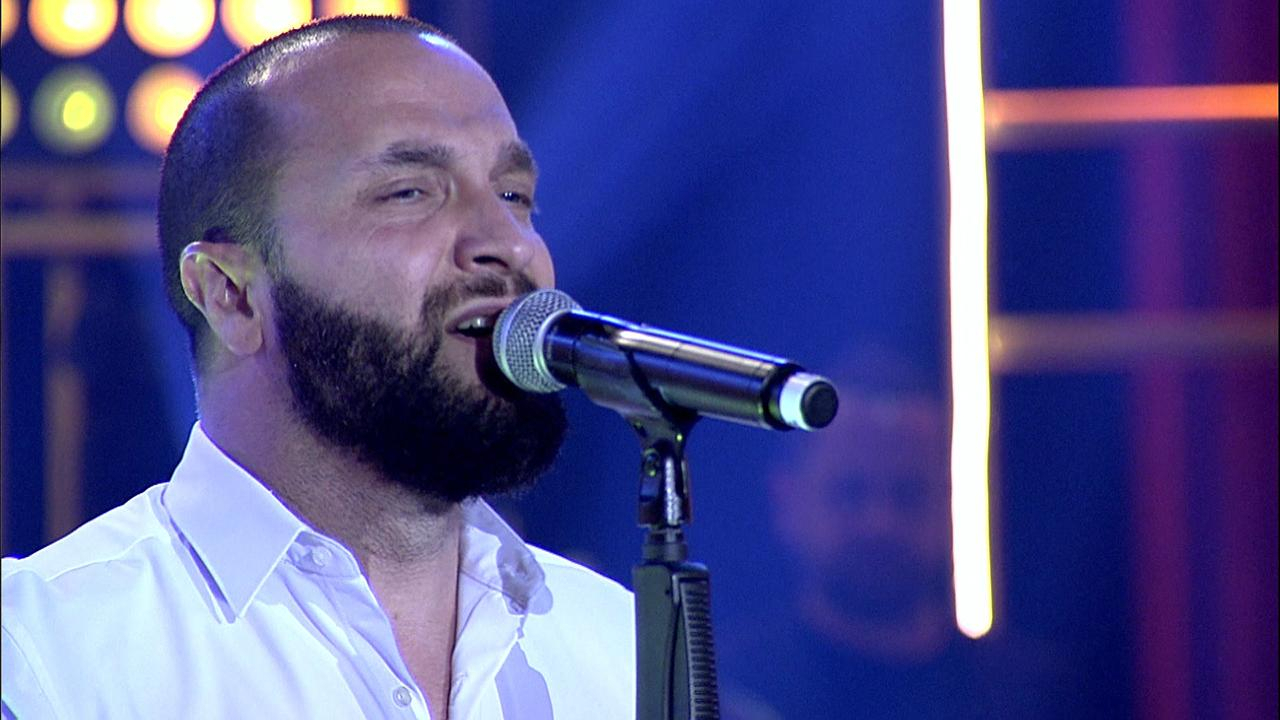 Berkay'dan "Kapın Her Çalındıkça" Performansı