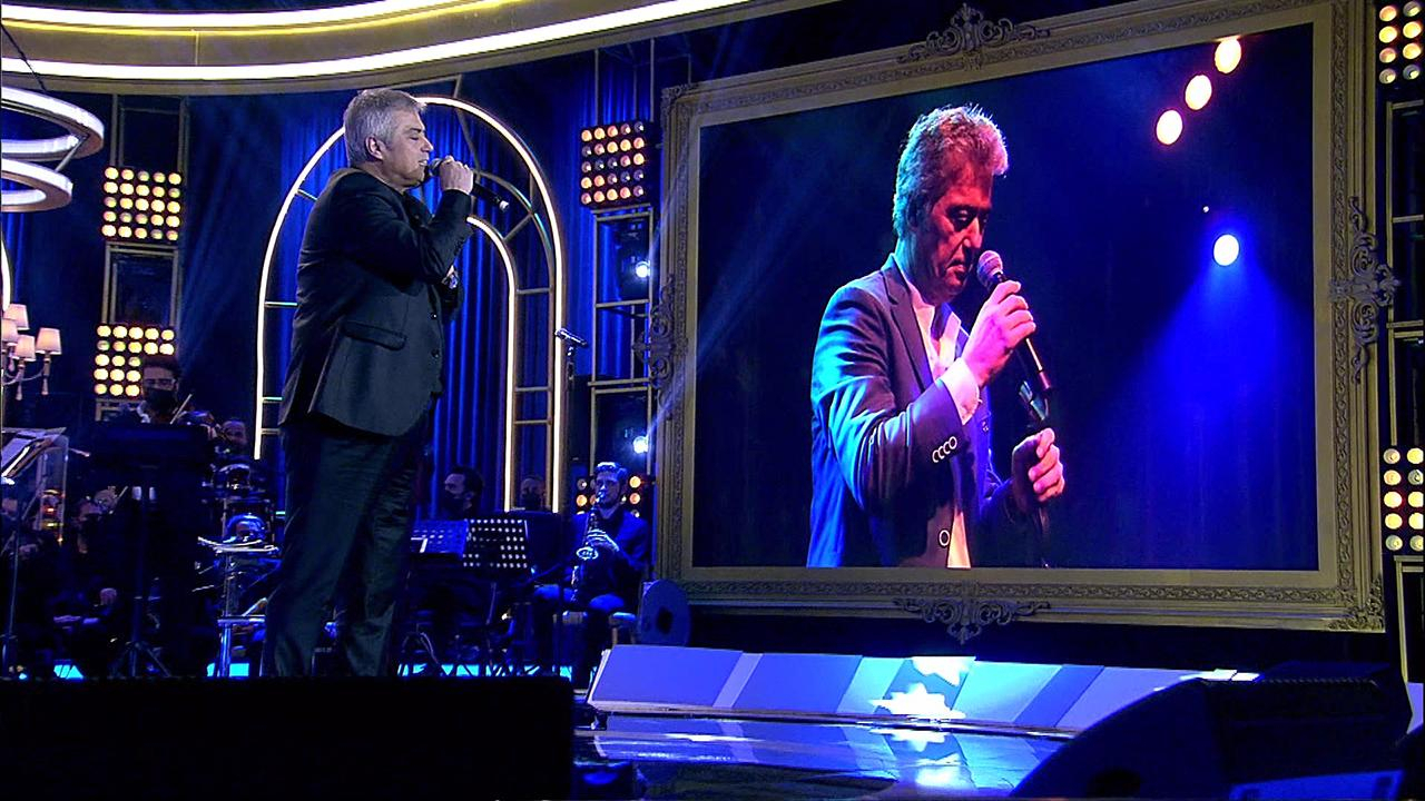 Cengiz Kurtoğlu'ndan "Saklı Düşler" Performansı