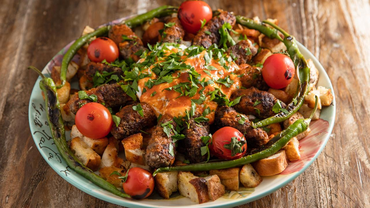 Köfteli Kebap Tarifi - Köfteli Kebap Nasıl Yapılır?