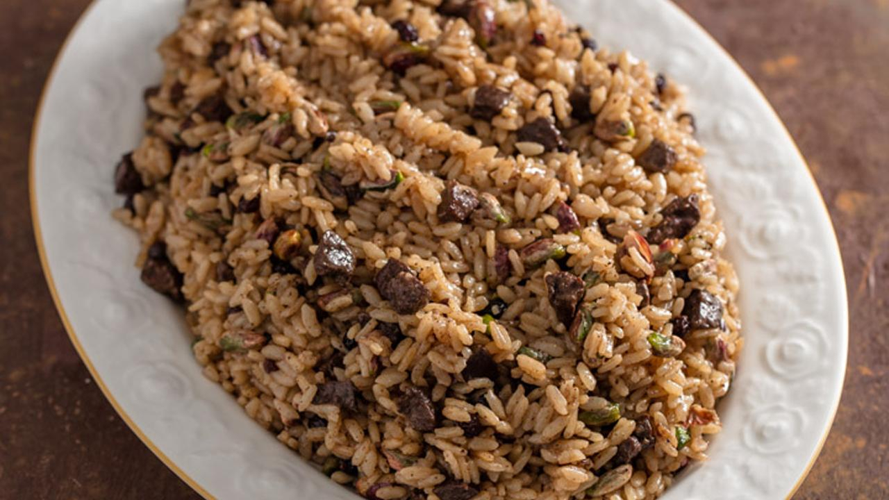 Fıstıklı İç Pilav Tarifi - Fıstıklı İç Pilav Nasıl Yapılır?