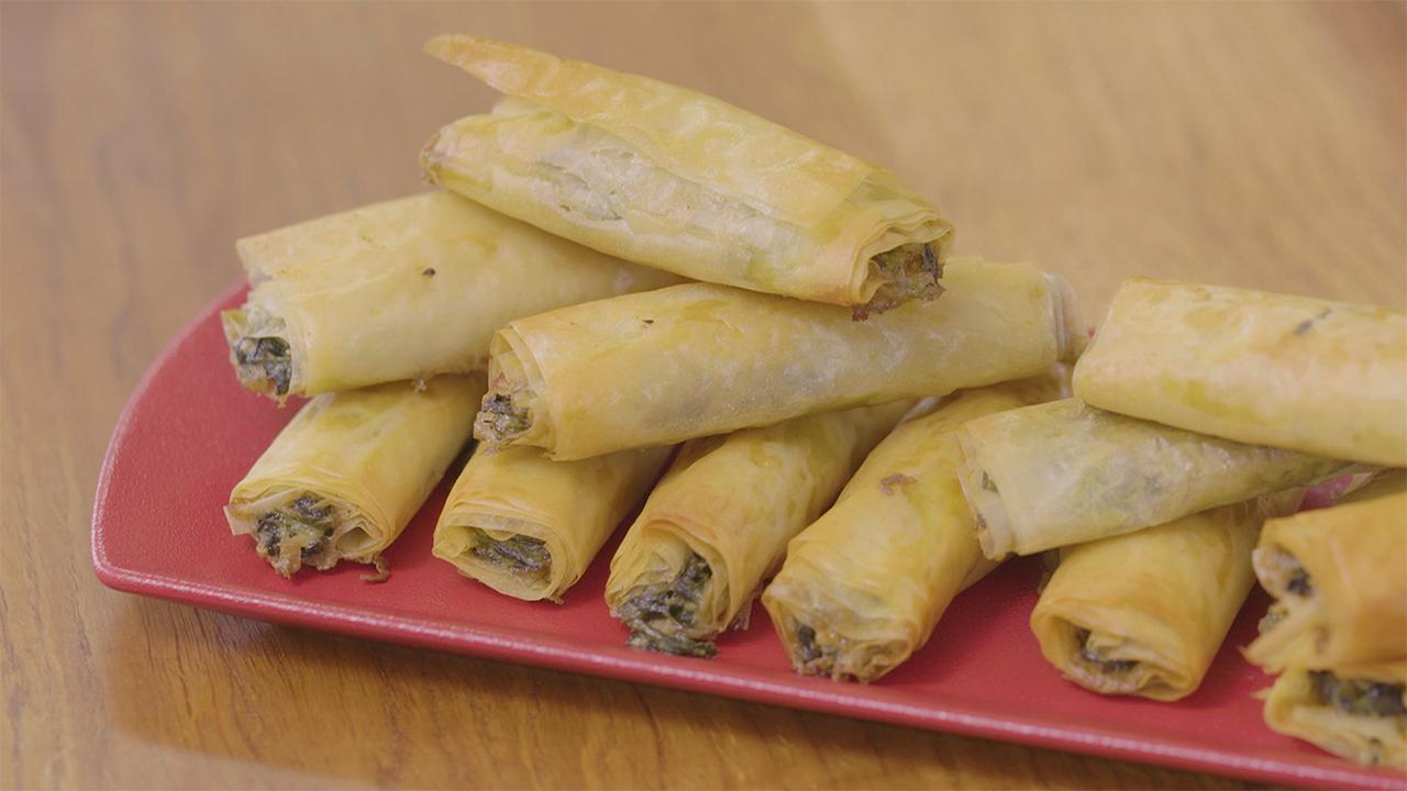 Labneli Rulo Börek Tarifi - Labneli Rulo Börek Nasıl Yapılır?
