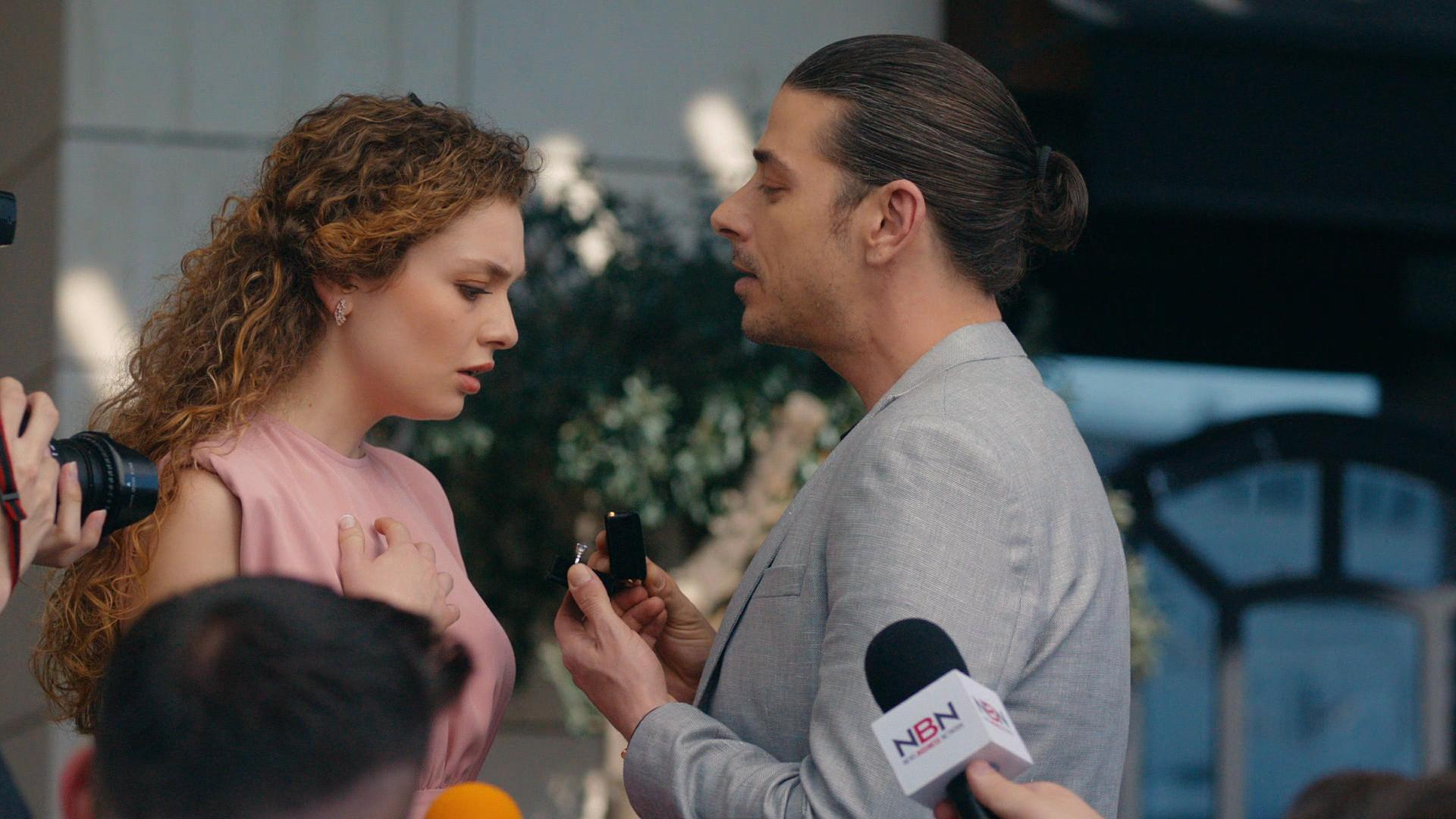 Benimle evlenir misin?