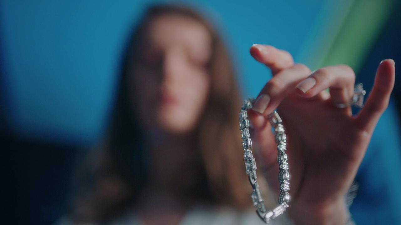 10. Bölüm - Nalan'ın bilekliği Hayri'nin elinde!