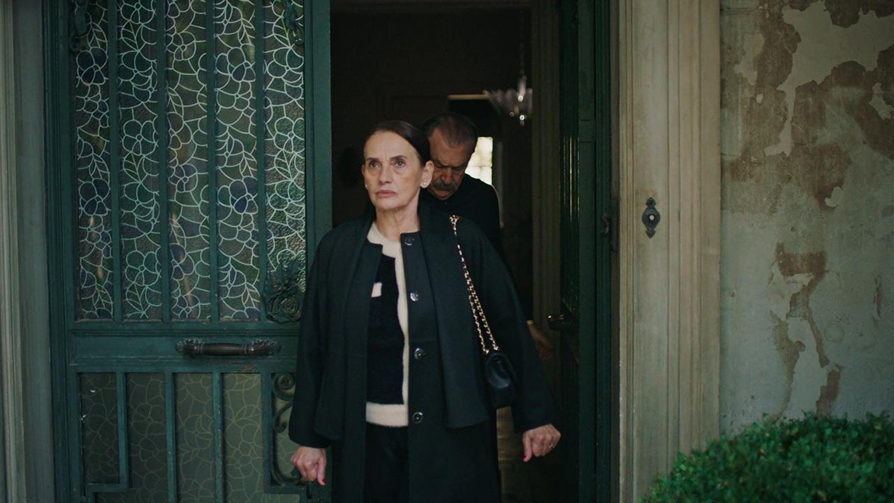 19. Bölüm – Feride, konağı ayağa kaldırdı!