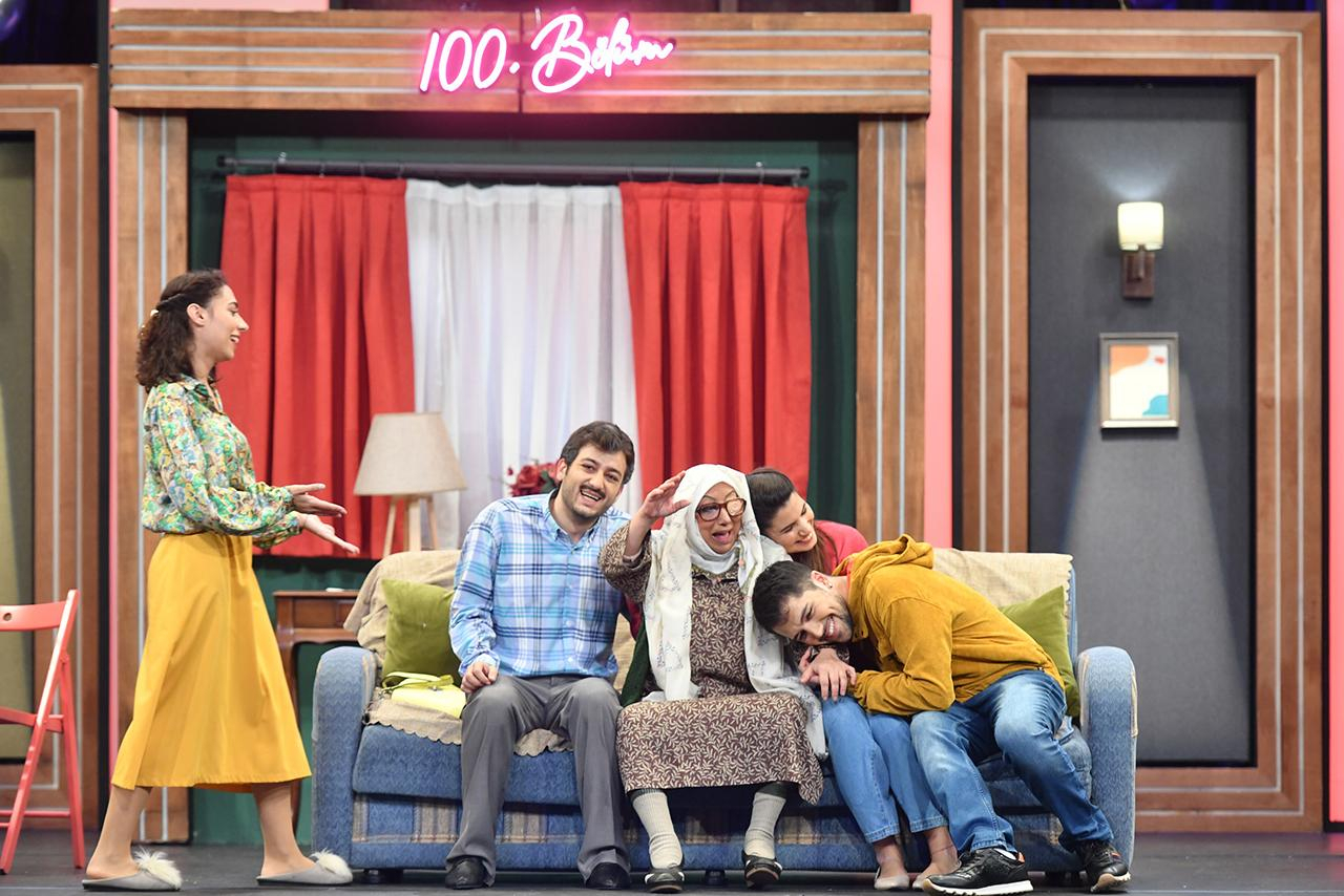 Çok Güzel Hareketler 2 (100. Bölüm) / 22.11.2021