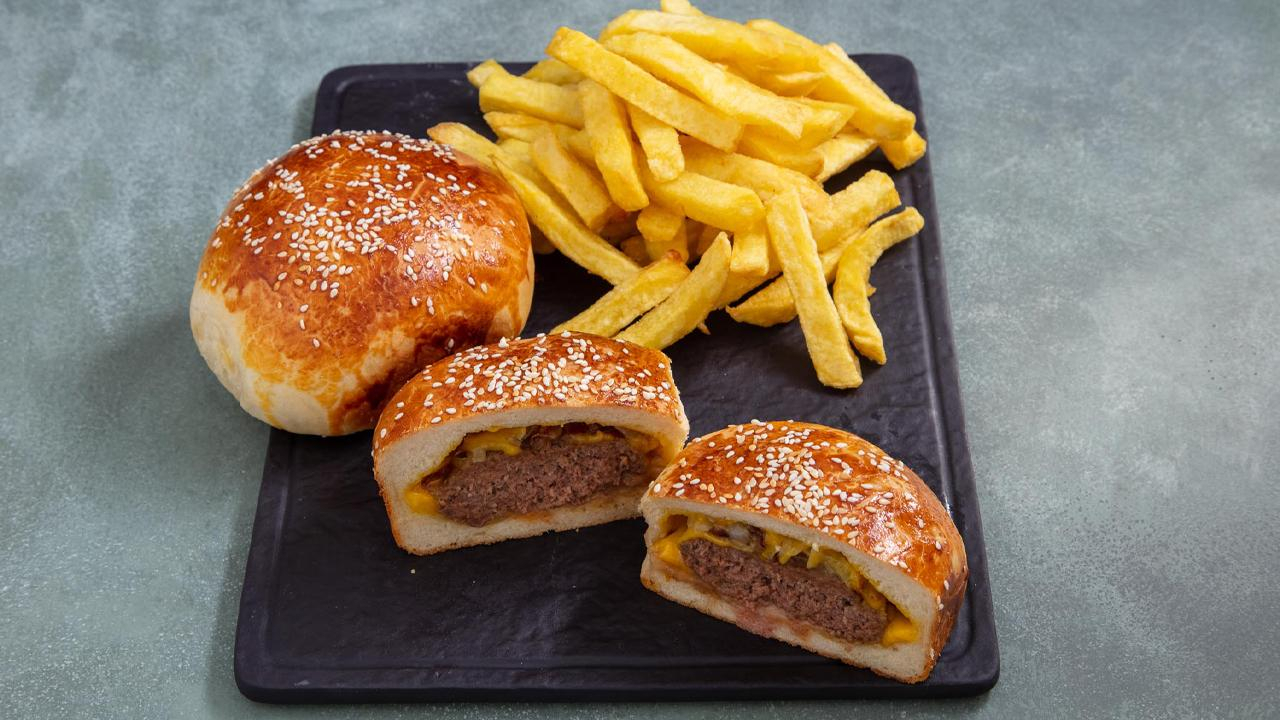 Kapalı Hamburger Tarifi - Kapalı Hamburger Nasıl Yapılır?