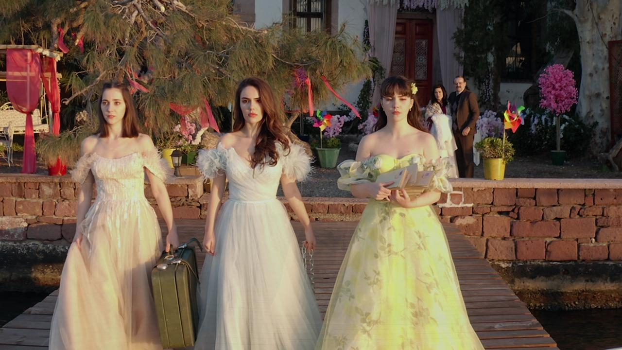 Üç Kız Kardeş Fragmanı