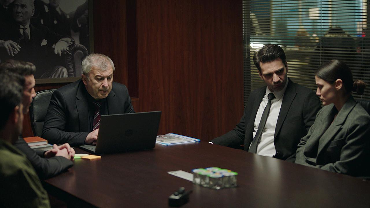 Babamı kim öldürdü bulacağım!