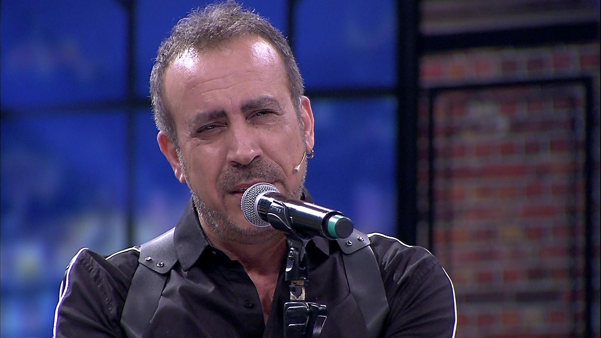 Haluk Levent'ten "Elfida" Performansı!