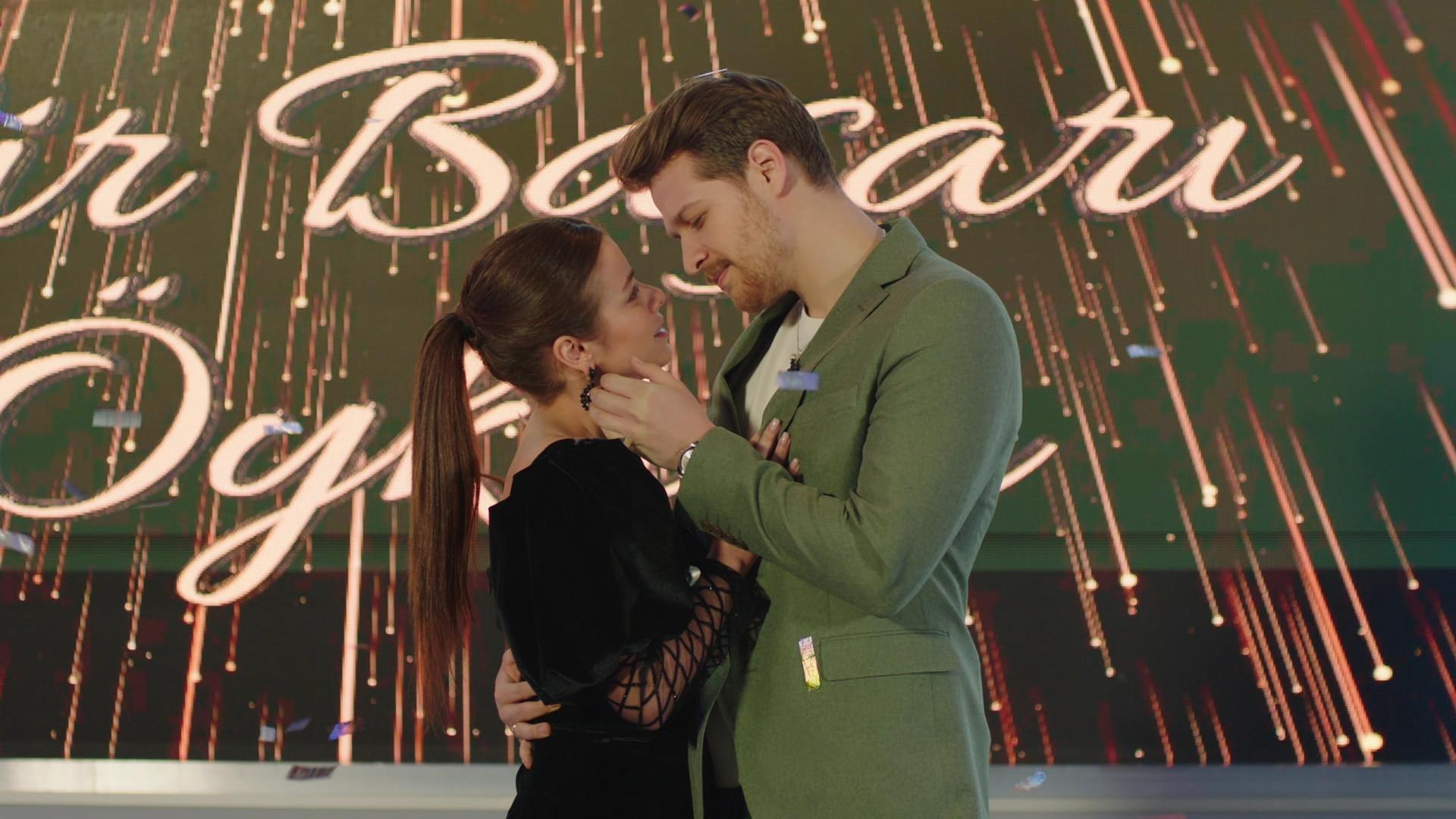 Asya’nın romantik rüyası!